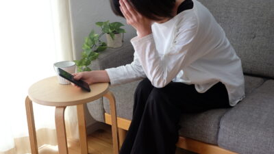 家出した娘を探したい｜最短で見つける方法と費用