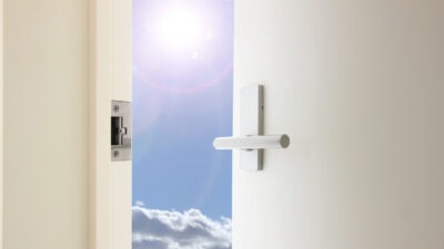 人探しを始めるべきか迷っている方へ