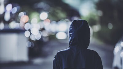 ストーカー被害の証拠はどこまで有効？警察が動く基準とは