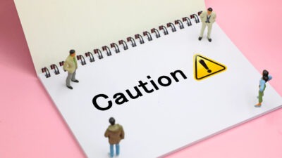 探偵選びで後悔しないために｜失敗しない業者の見分け方と依頼前の注意点